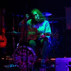 Eliana-One-Woman-Band-1.jpg