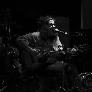 Eliana-One-Woman-Band-3.jpg